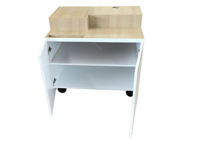 Messetheke Cateringtheke Rollbar wei lackiert mit abschliebaren Tren