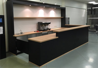 Thekenumbau mit Einbauten, Ausschankbereich neue Oberflche